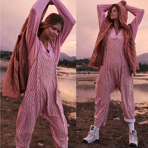 Free People Pants - NWT Free People Hot Shot RARE Printed Onesie Slouchy Oversized Size S Jumpsuit